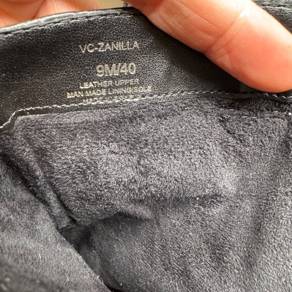 Vince Camuto Zanilla Black Leather Elegant Minimalist Ankle Booties Women sz 9 - Picture 8 of 10